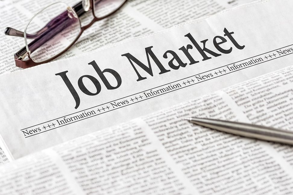 US labour market report newspaper