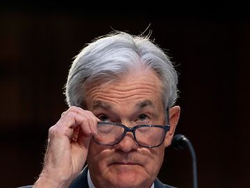 Jay Powell, Präsident der US-Notenbank, sagt vor dem US-Senat aus