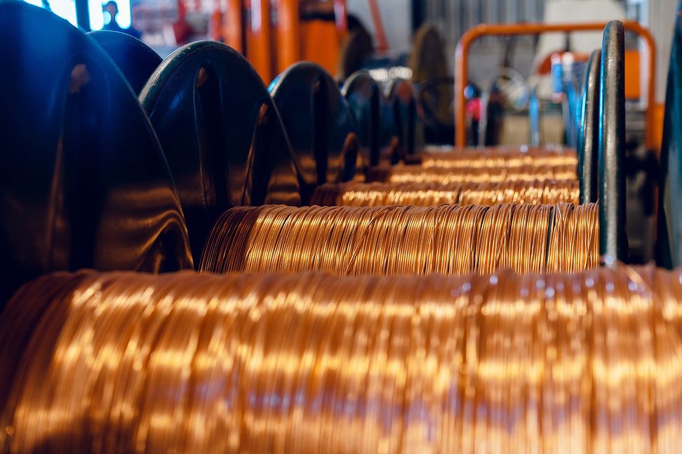 Kupferspulen in einer Fabrik