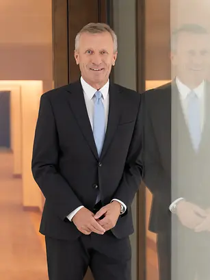 Wolfgang Eisl