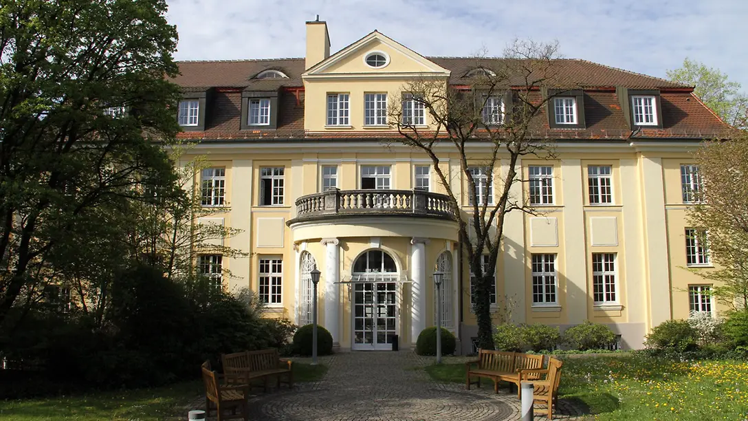 The ifo Business Climate Index: Germany's economic sentiment barometer ...