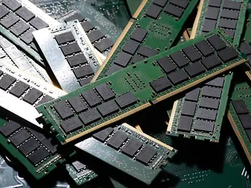 DRAM memory chips